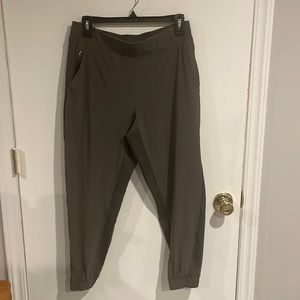 Like New Athleta Brooklyn Jogger